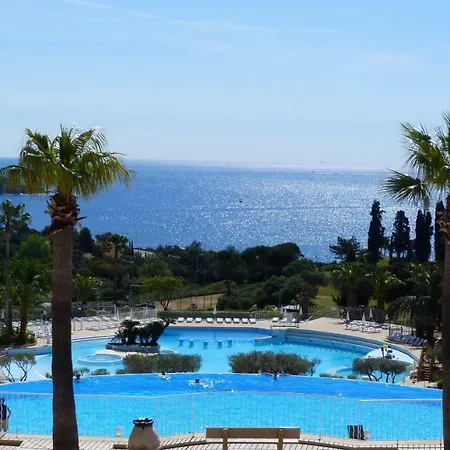 Apartamento Cap Esterel Village : 2 Pieces Rez De Jardin Calme Renove F3 - Esterel Vacances 91la Saint-Raphaël