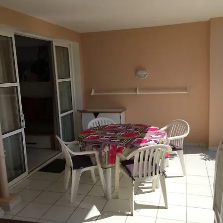 Cap Esterel Village : 2 Pieces Rez De Jardin Calme Renove F3 - Esterel Vacances 91la